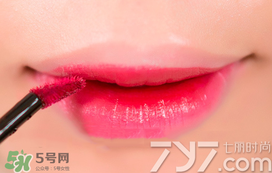 opera����������ɫ����ɫ ���������Զ���Ǯ